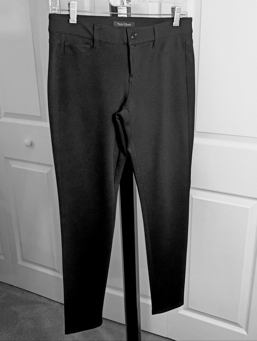 White House Black Market Black Stretch Skinny Pants NWOT XS